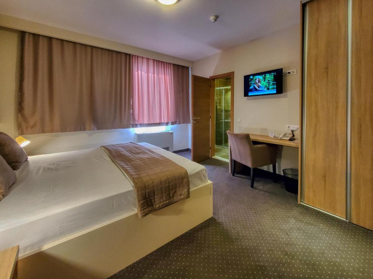 Hotel Argentum Mostar Exterior photo