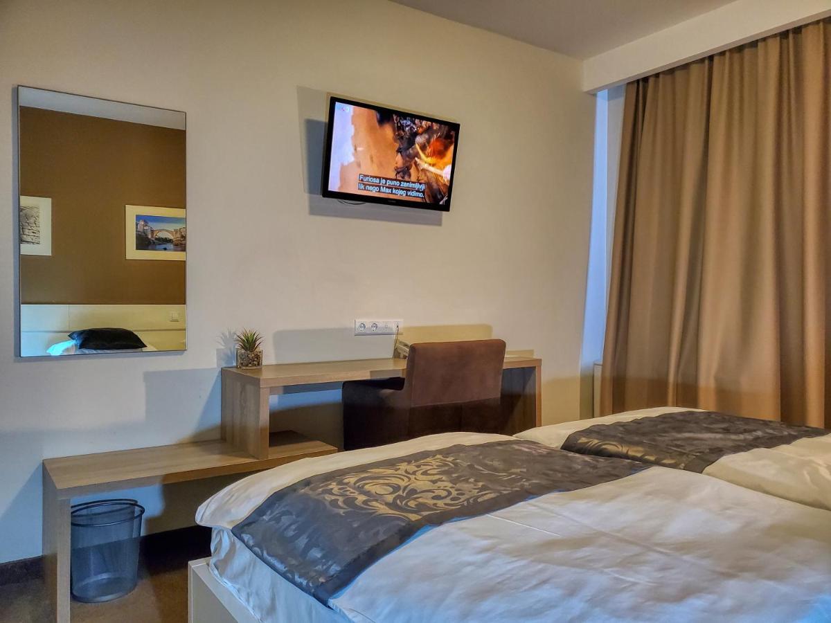 Hotel Argentum Mostar Exterior photo